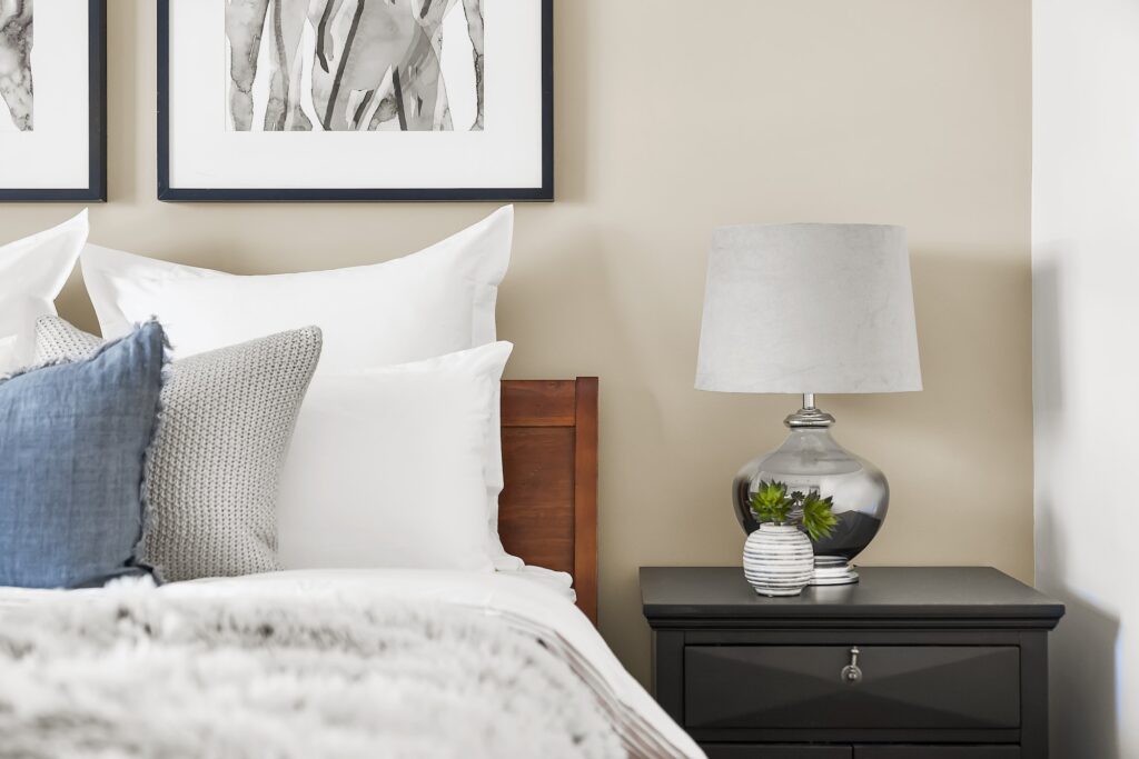 Furniture Kamar Tidur Minimalis