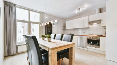 Menata Ruang Makan dan Dapur Agar Tidak Sempit