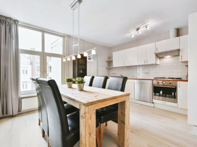 Menata Ruang Makan dan Dapur Agar Tidak Sempit